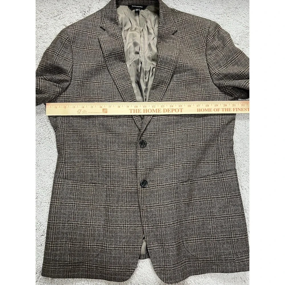 Men's Banana Republic Slim Fit Brown Plaid Blazer Size 42R Single‎ Breasted